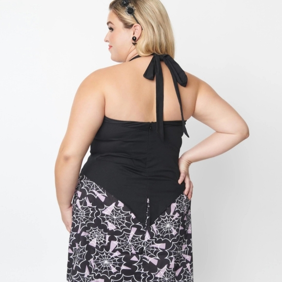 Unique Vintage Plus Size Black Bat Halter Crop Top - 3X NWT - Picture 2 of 3